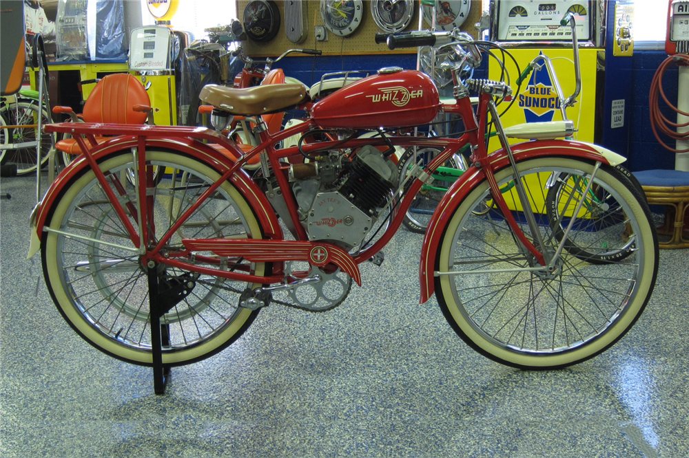 1947 WHIZZER MOTOR BIKE