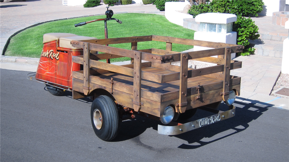 1947 CUSHMAN STAKE KAR CUSTOM 3-WHEELER