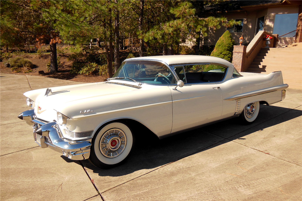 1957 CADILLAC SERIES 62