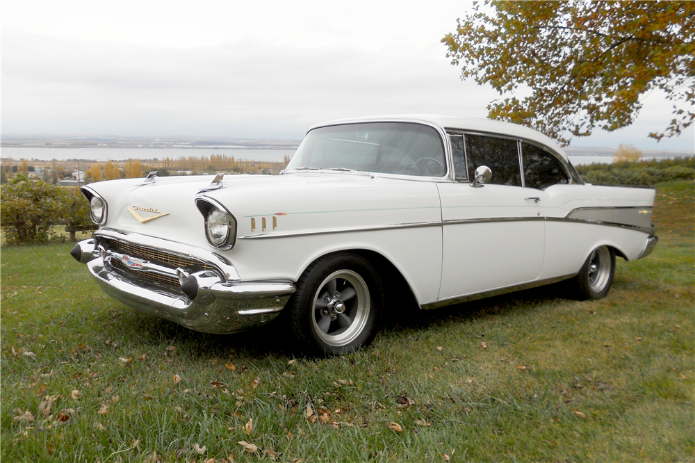 1957 CHEVROLET BEL AIR CUSTOM HARDTOP