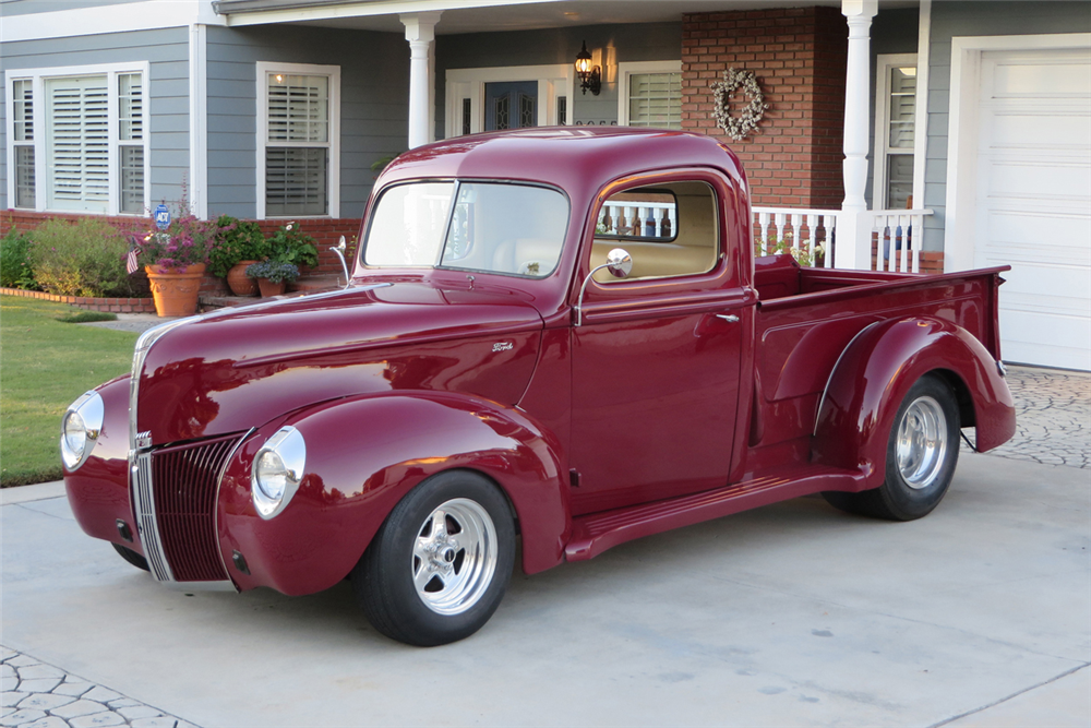 1940 FORD CUSTOM PICKUP