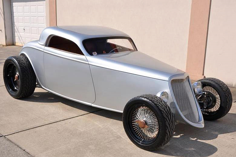 1933 FORD SPEEDSTAR CUSTOM COUPE