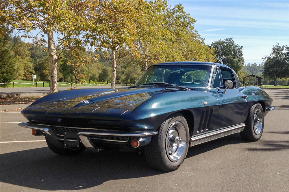 1966 CHEVROLET CORVETTE 