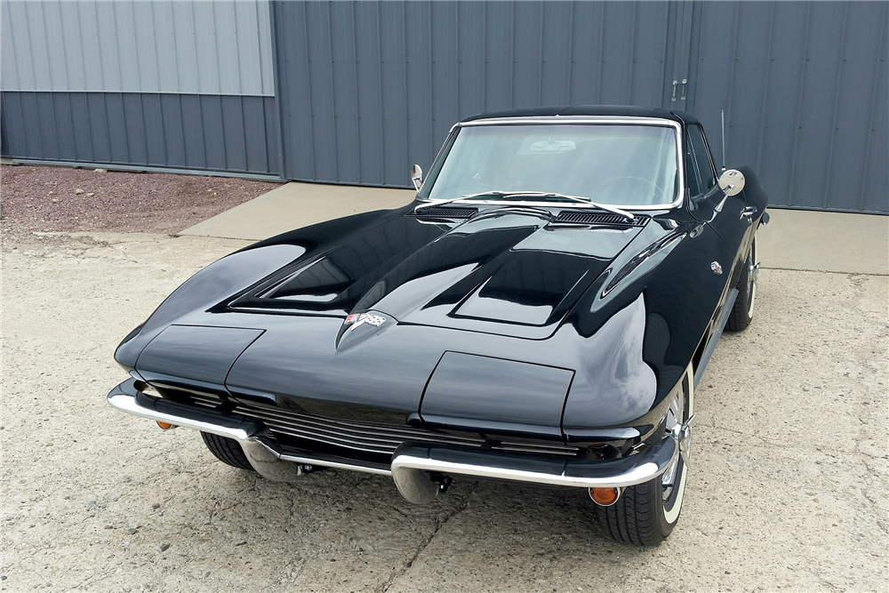 1964 CHEVROLET CORVETTE 