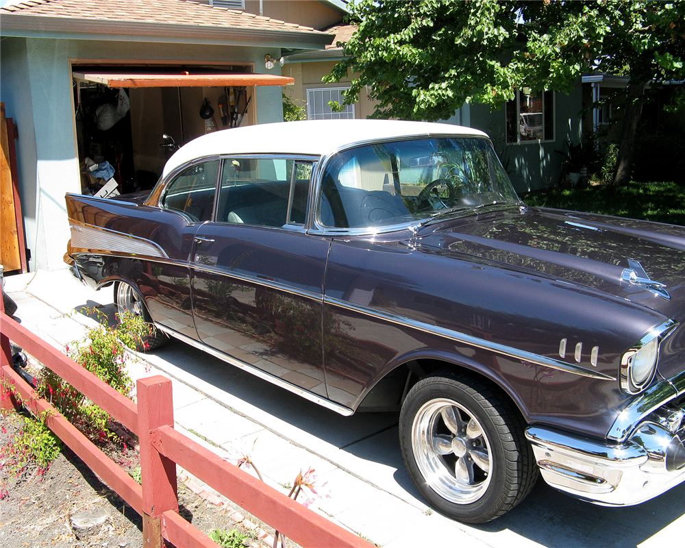 1957 CHEVROLET BEL AIR CUSTOM HARDTOP