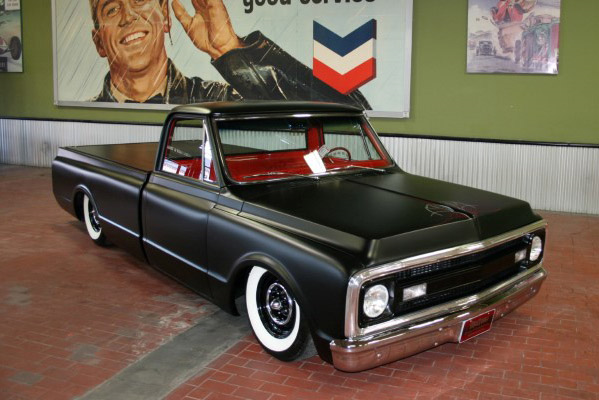 1970 CHEVROLET C-10 CUSTOM PICKUP