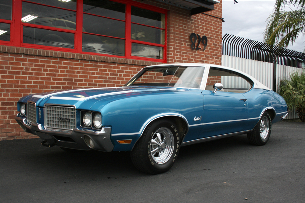 1972 OLDSMOBILE CUTLASS S 