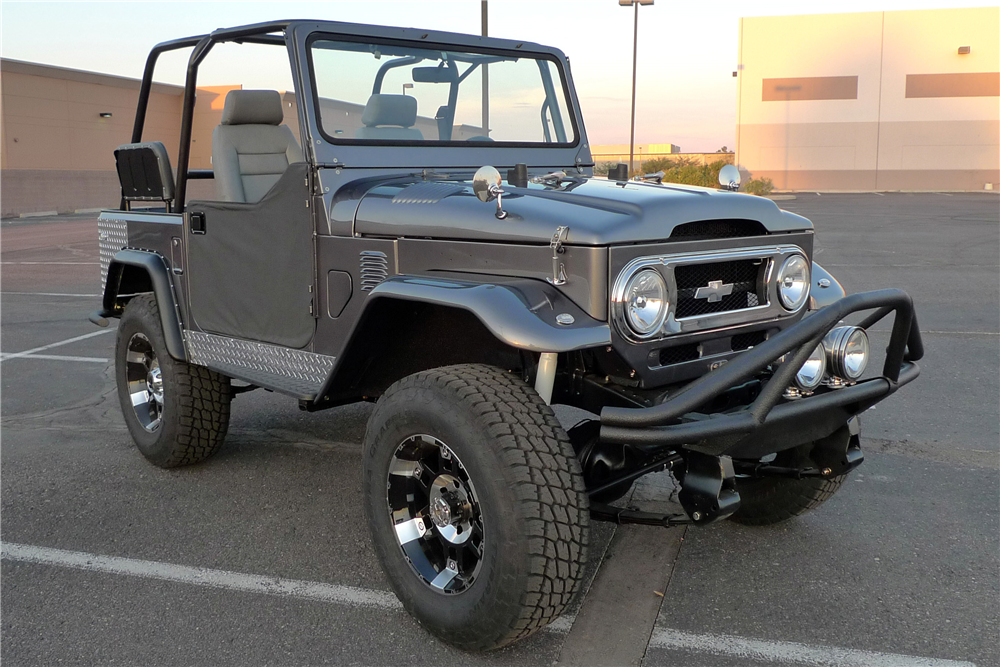 1974 TOYOTA LAND CRUISER FJ-40 CUSTOM SUV