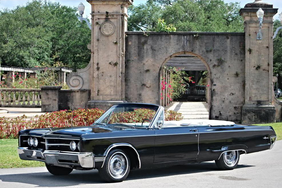 1967 CHRYSLER 300 CONVERTIBLE