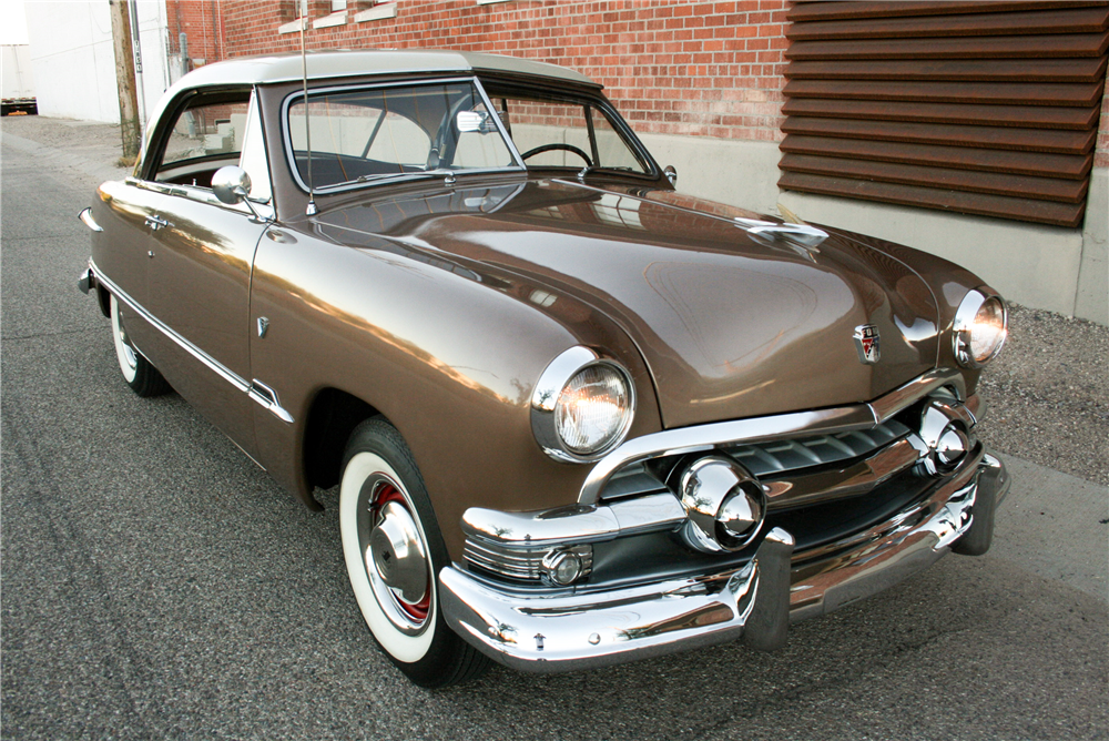 1951 FORD VICTORIA 