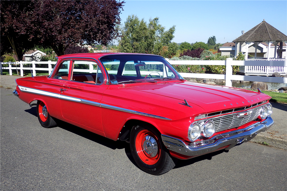 1961 CHEVROLET IMPALA 