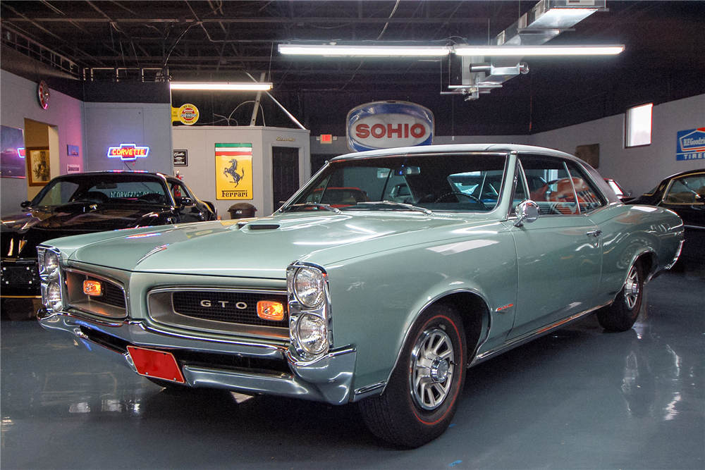 1966 PONTIAC GTO 