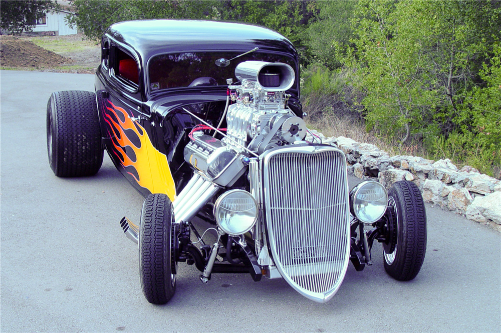 1934 FORD 5-WINDOW CUSTOM COUPE