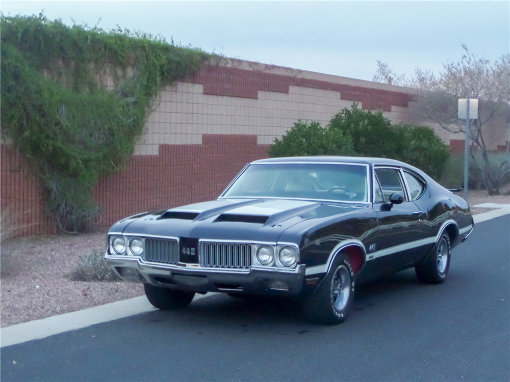 1970 OLDSMOBILE 442 2-DOOR POST