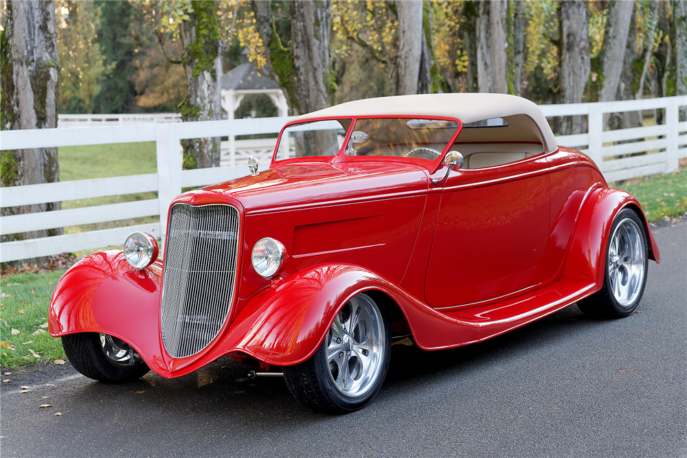 1933 FORD 2-DOOR ROADSTER