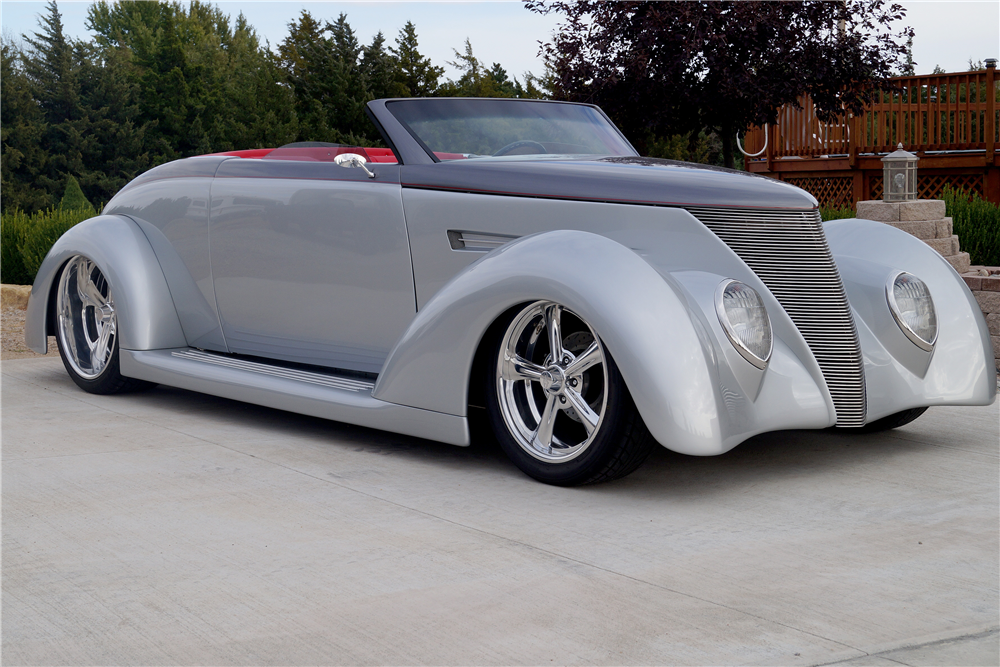 1937 FORD CUSTOM ROADSTER