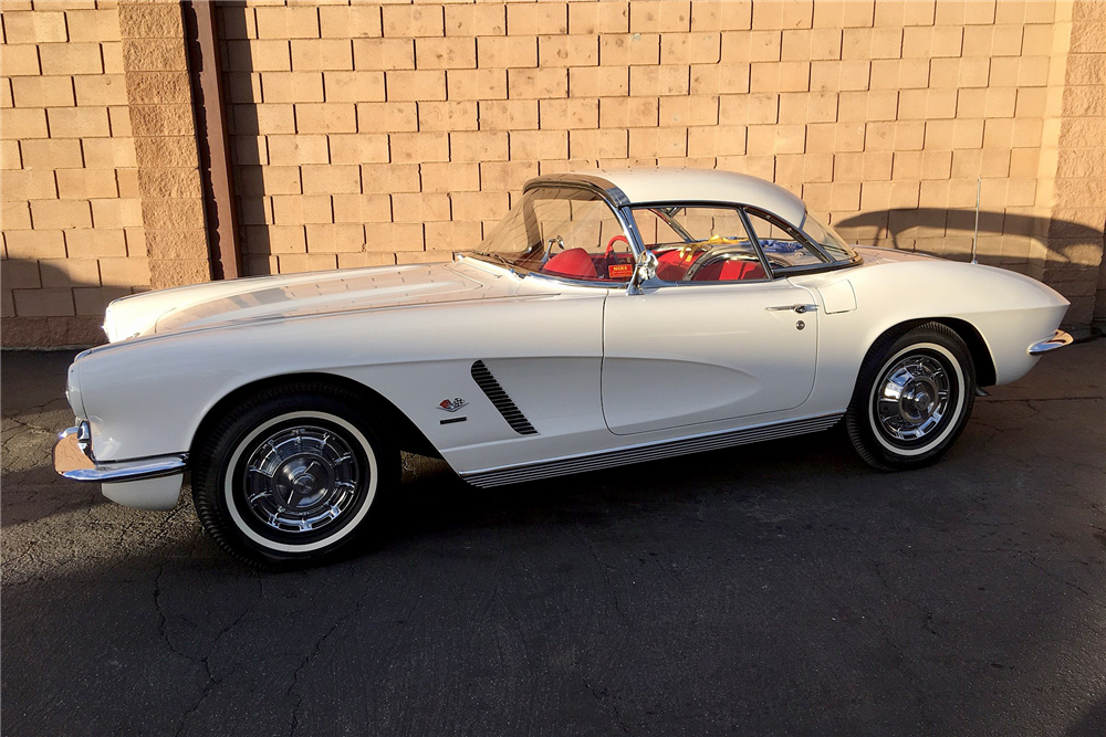 1962 CHEVROLET CORVETTE CONVERTIBLE