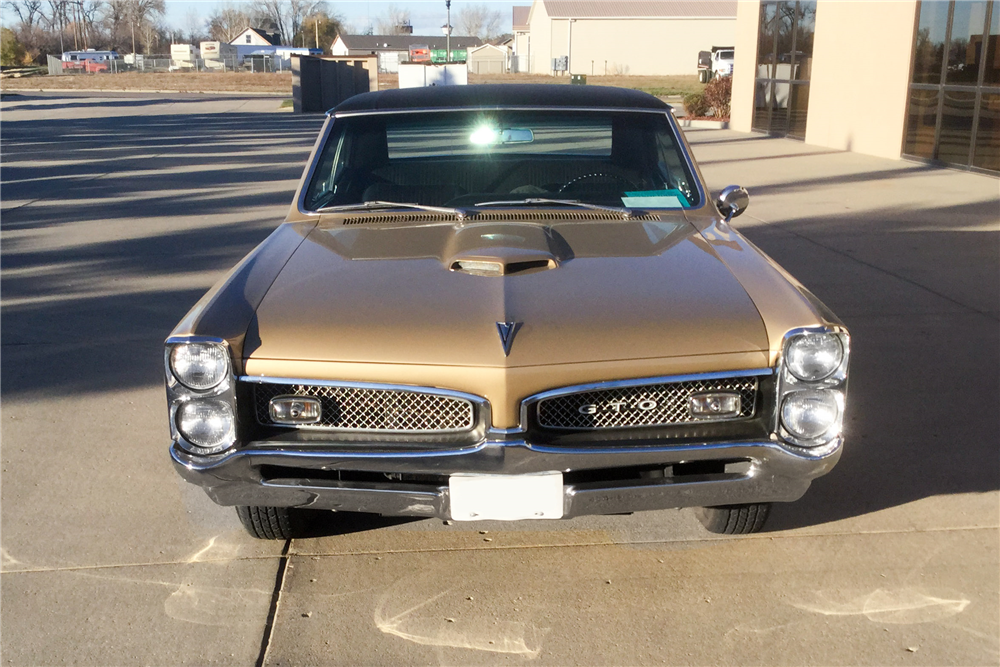 1967 PONTIAC GTO 