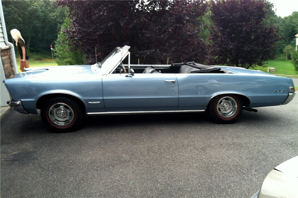 1965 PONTIAC LEMANS CONVERTIBLE