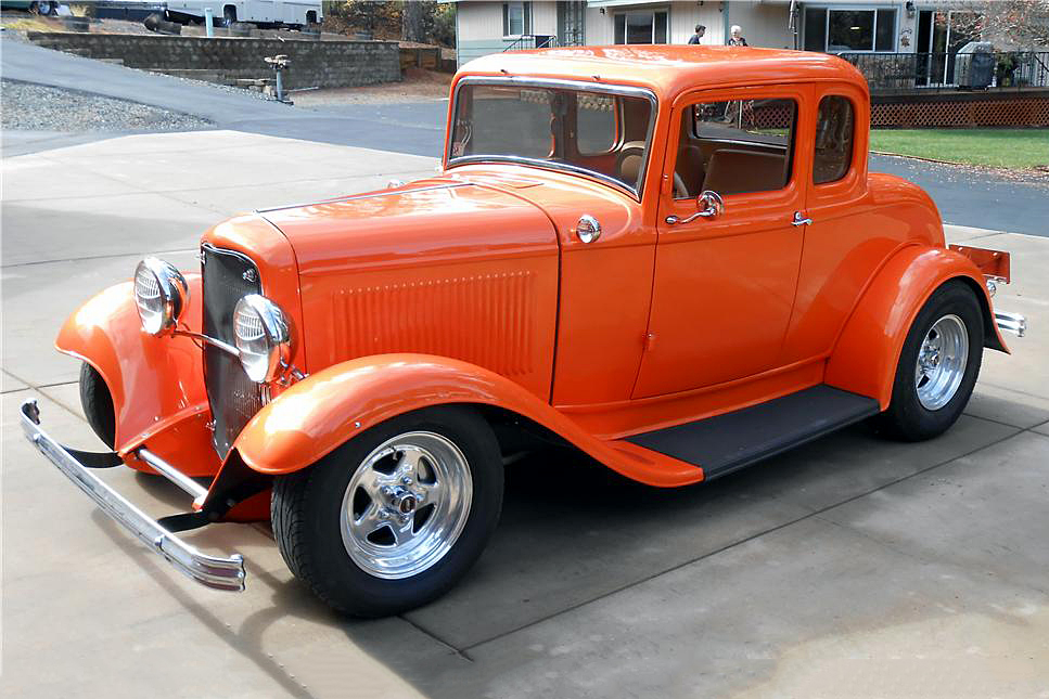 1932 FORD 5-WINDOW CUSTOM COUPE