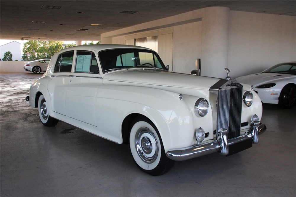 1961 ROLLS-ROYCE SILVER CLOUD II 4-DOOR SEDAN