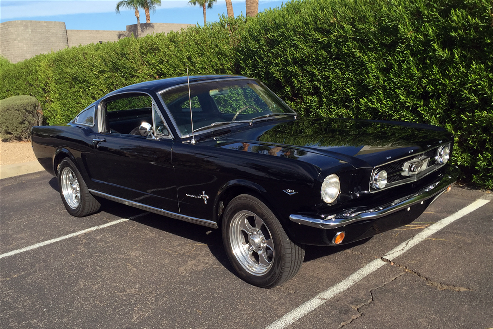 1965 FORD MUSTANG FASTBACK