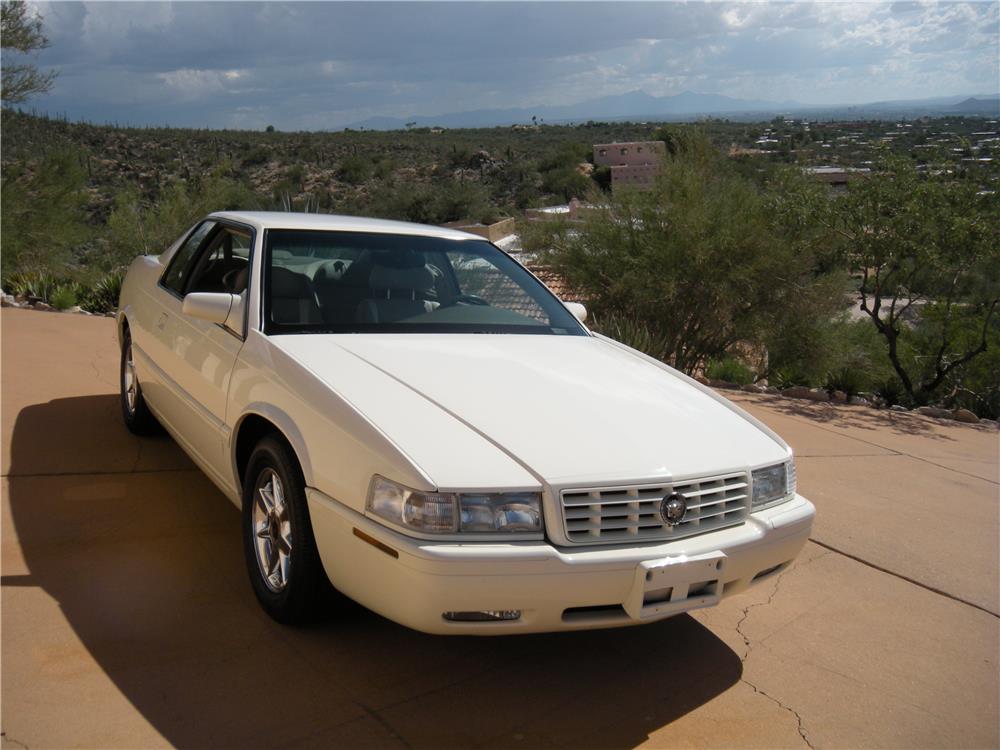 2002 CADILLAC ELDORADO