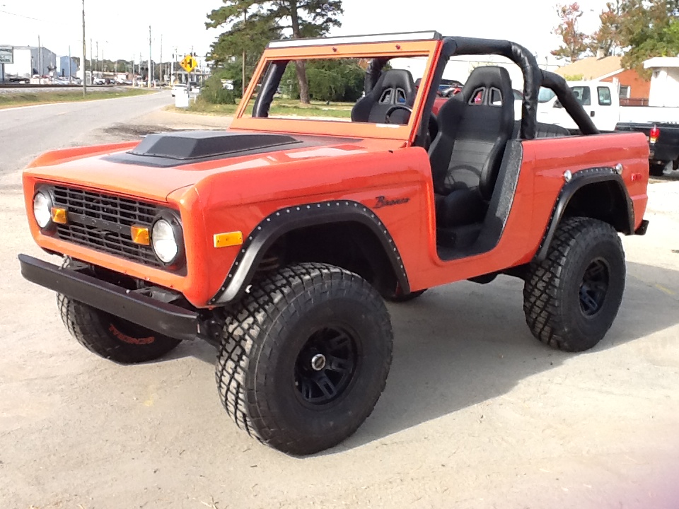 1973 FORD BRONCO CUSTOM SUV