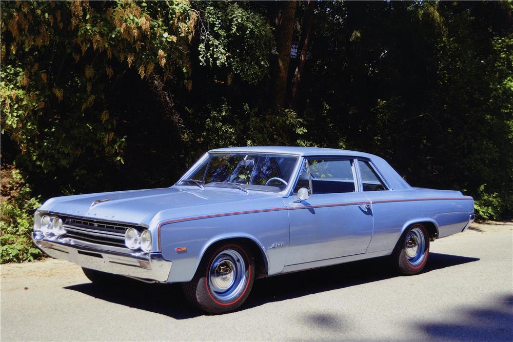 1964 OLDSMOBILE CUTLASS CUSTOM