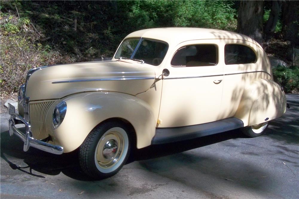 1940 FORD TUDOR