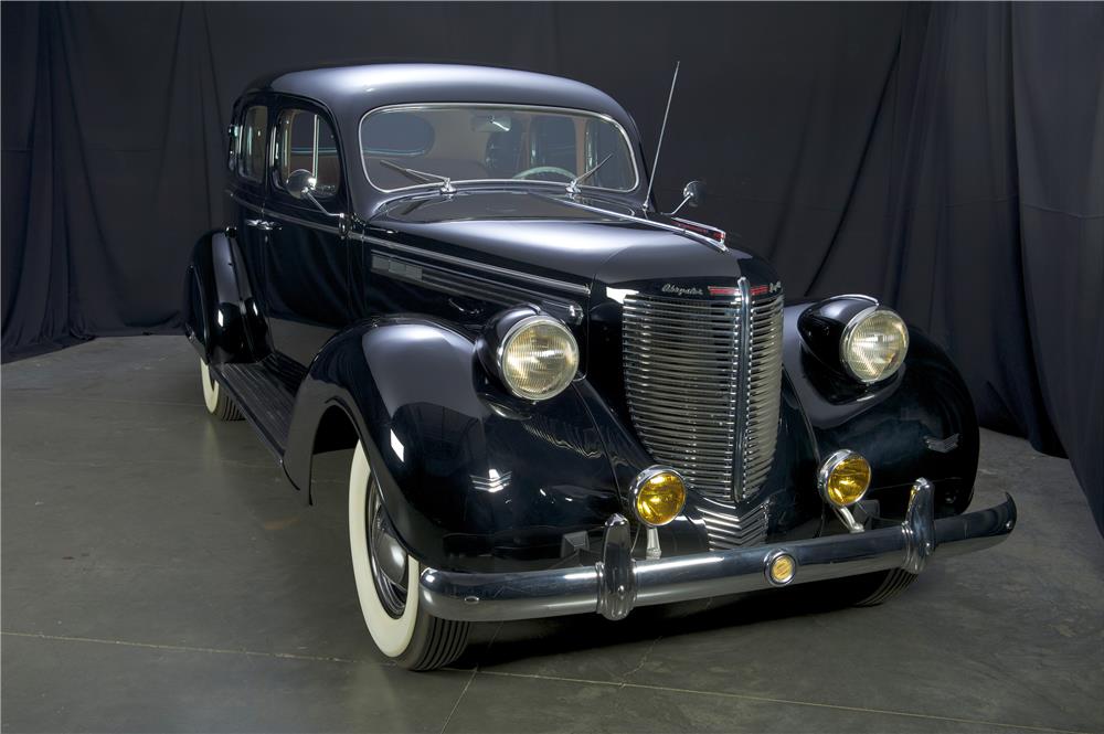 1938 CHRYSLER IMPERIAL TOURING SEDAN