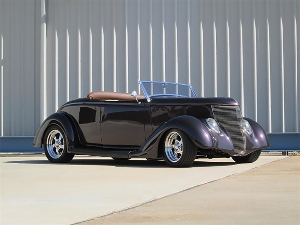 1936 FORD CUSTOM CONVERTIBLE