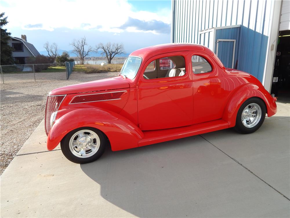 1937 FORD 5 WINDOW COUPE CUSTOM