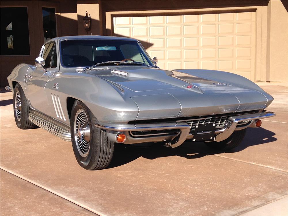 1966 CHEVROLET CORVETTE CUSTOM