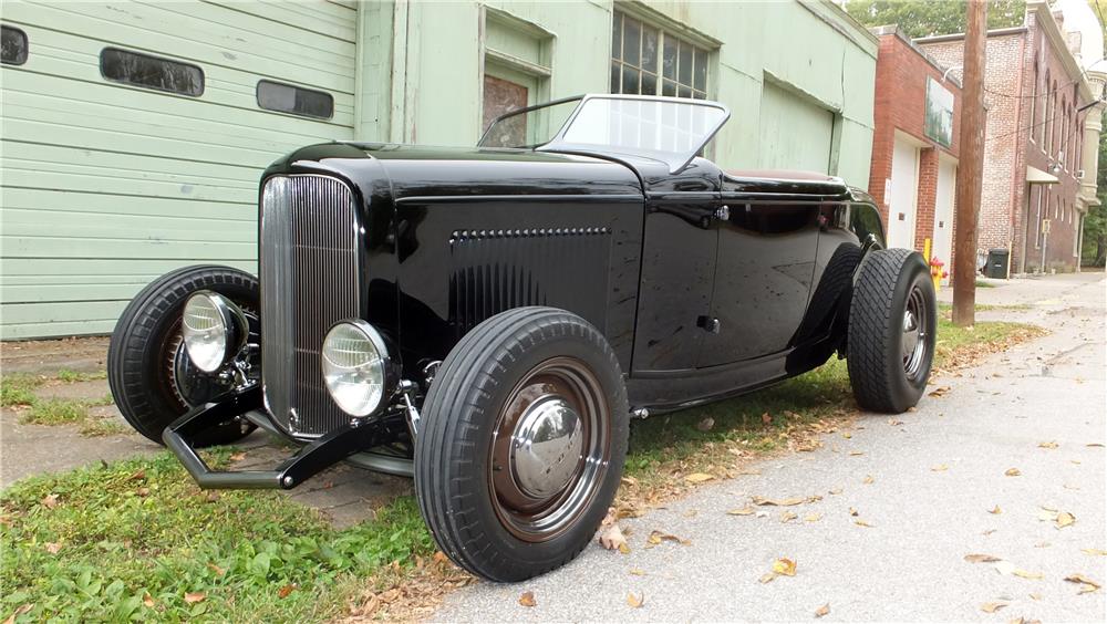 1932 FORD HI-BOY CUSTOM ROADSTER