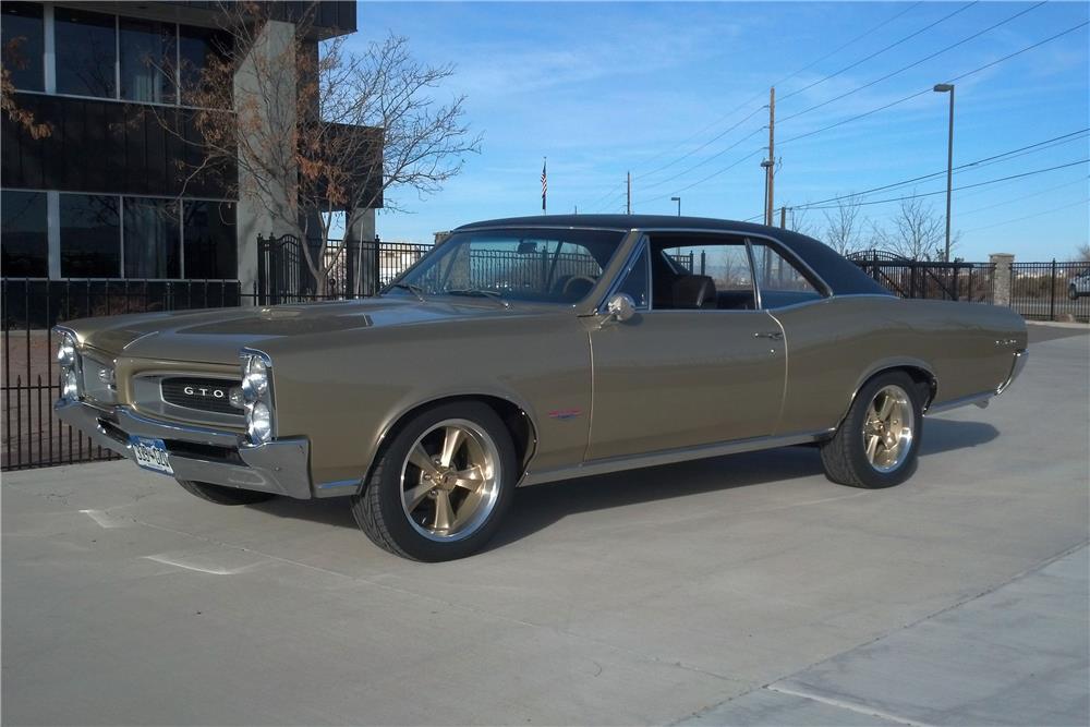 1966 PONTIAC GTO