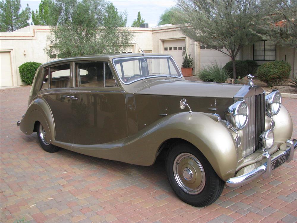 1951 ROLLS-ROYCE SILVER WRAITH 4 DOOR SEDAN