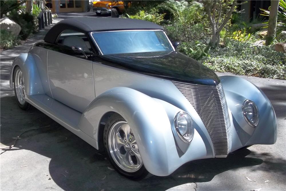 1937 FORD CUSTOM ROADSTER CONVERTIBLE