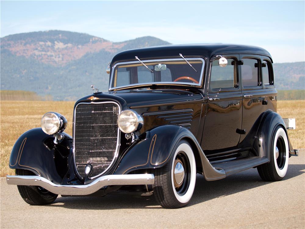 1934 DODGE CUSTOM 4 DOOR SEDAN