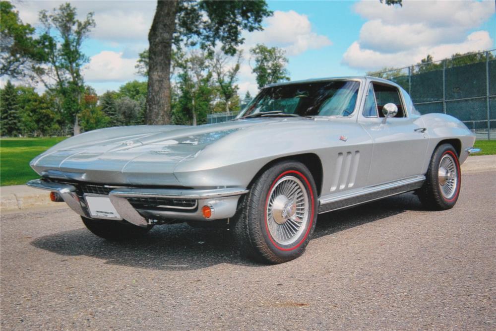 1966 CHEVROLET CORVETTE