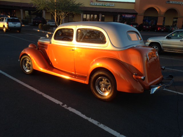 1936 FORD HUMPBACK CUSTOM 2 DOOR SEDAN