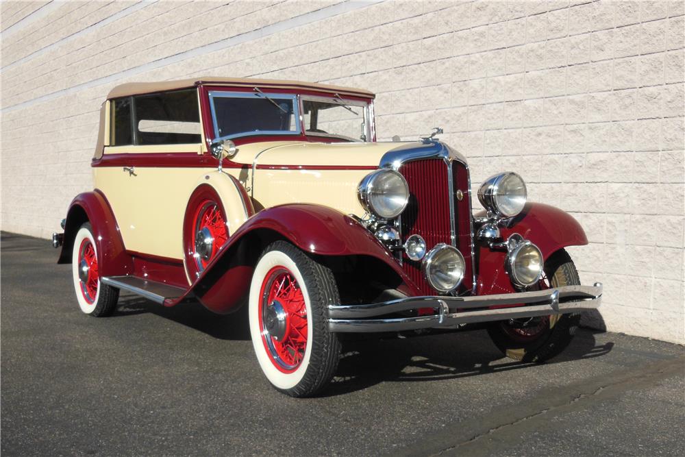 1932 CHRYSLER CI BRIGGS BODY CONVERTIBLE