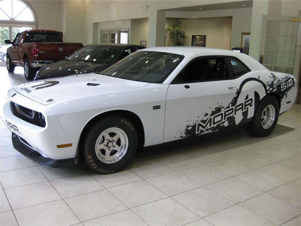 2011 DODGE CHALLENGER DRAG PAK RACE CAR