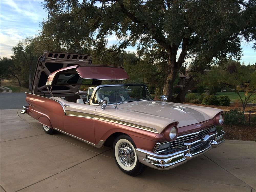 1957 FORD SKYLINER RETRACTABLE HARDTOP