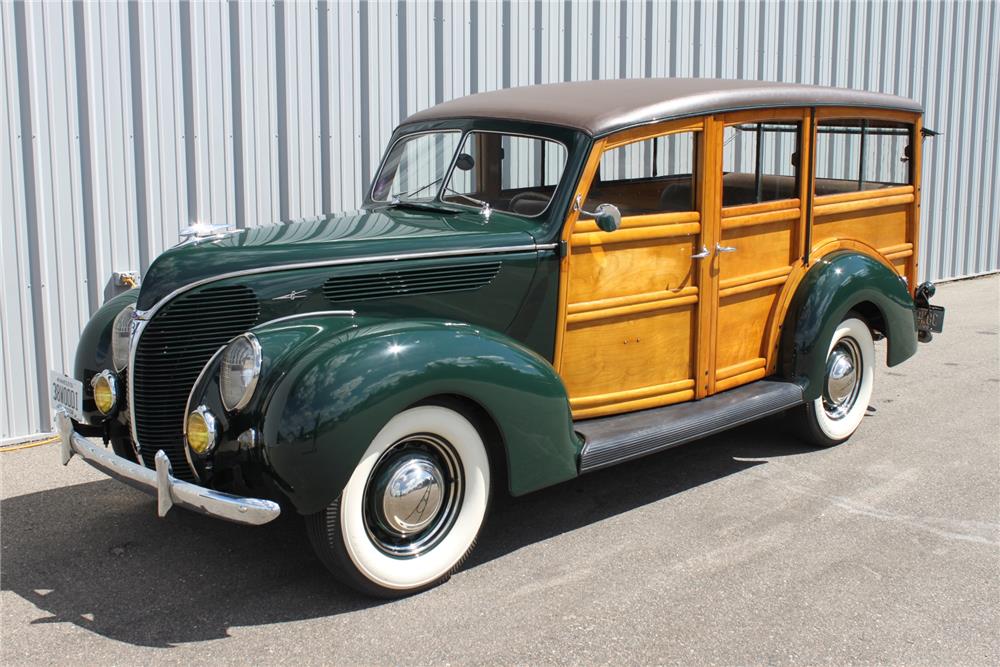 1938 FORD 4 DOOR WOODY WAGON