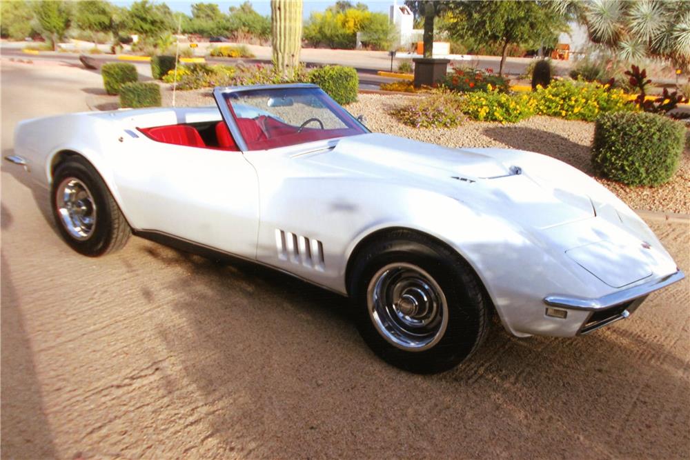 1968 CHEVROLET CORVETTE CONVERTIBLE