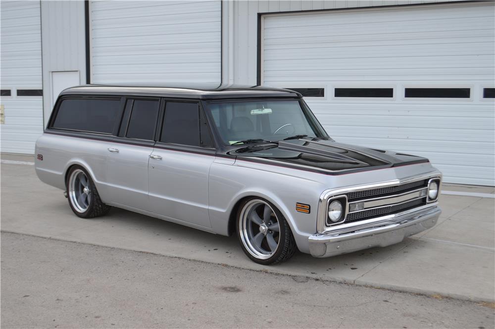 1970 CHEVROLET SUBURBAN CUSTOM SUV