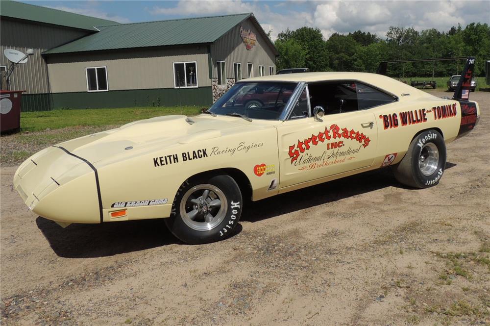 1969 DODGE DAYTONA WING RACE CAR