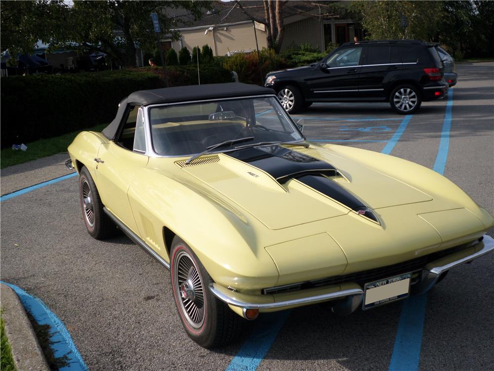 1967 CHEVROLET CORVETTE CONVERTIBLE