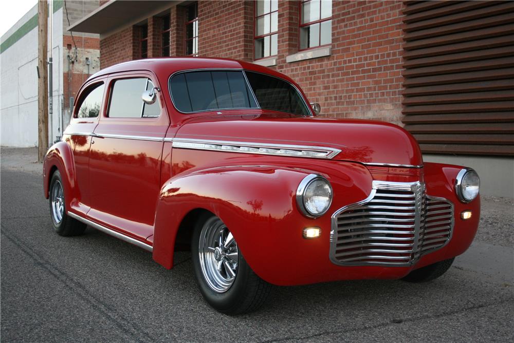 1941 CHEVROLET CUSTOM 2 DOOR SEDAN